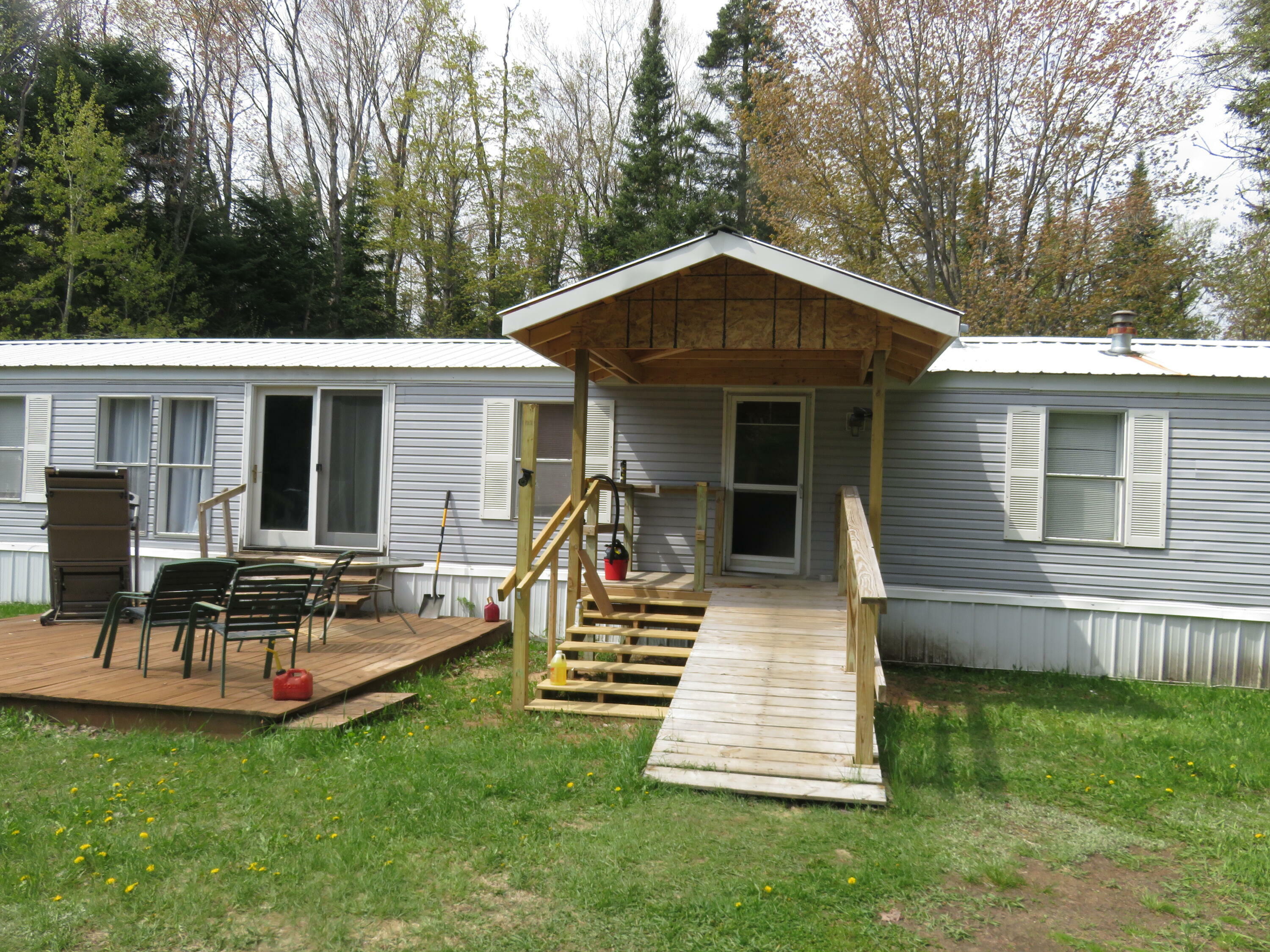 10736 S Salt Point Rd  Eckerman MI 49728 photo