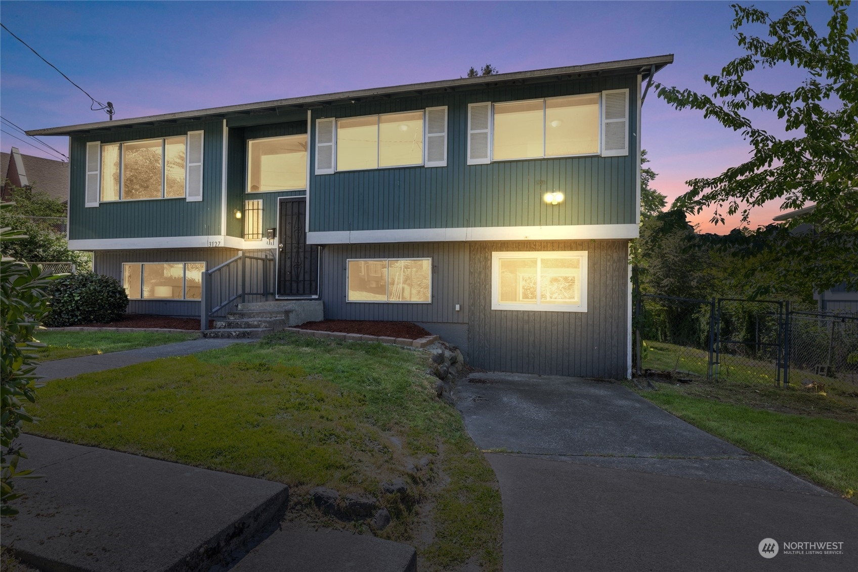 3127 S Walden Street  Seattle WA 98144 photo