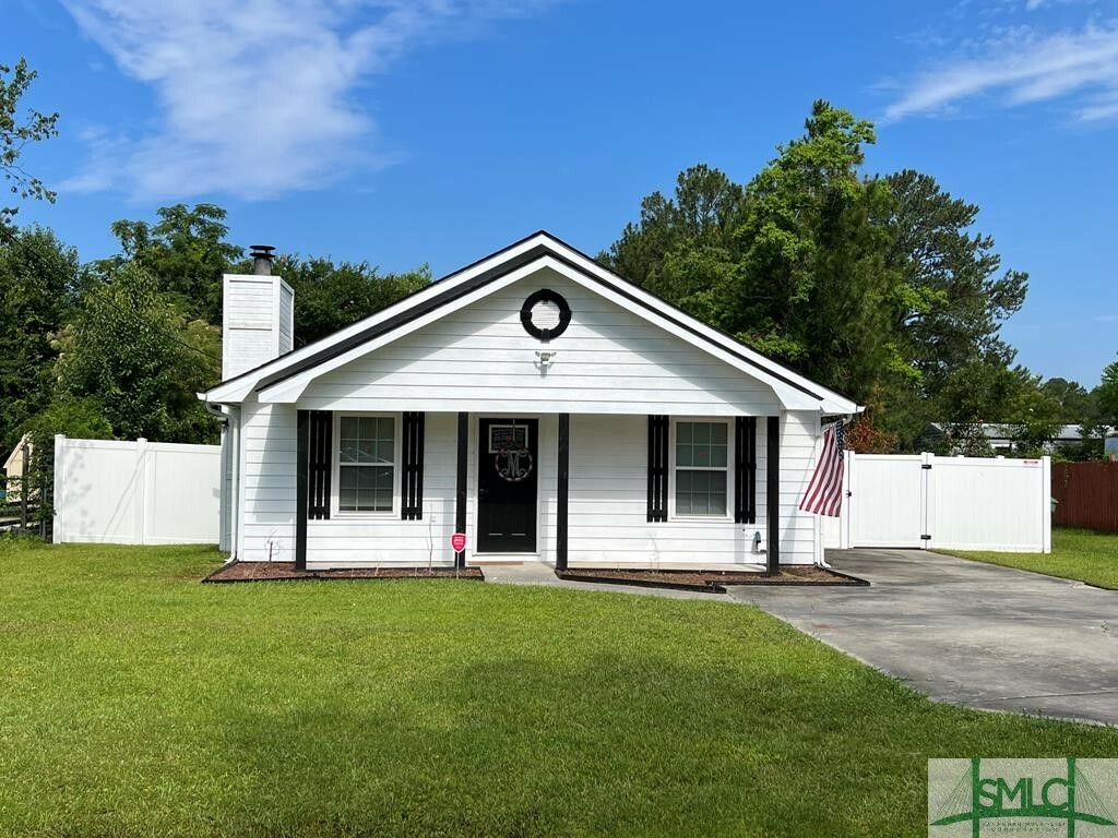 Property Photo:  1032 Varnedoe Street  GA 31313 