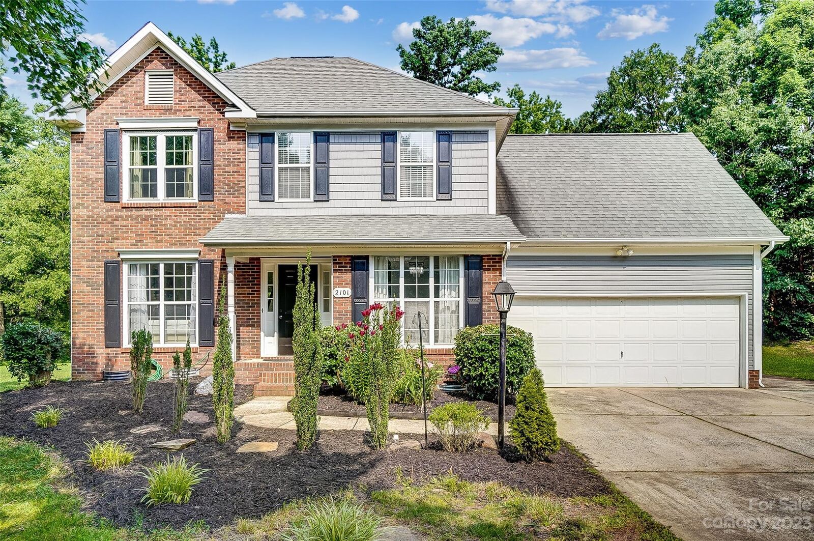 Property Photo: 2101 Windy Hill Lane 25 NC 28110