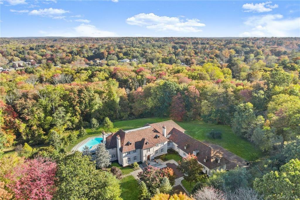 4 Cowdray Park Drive  North Castle NY 10504 photo