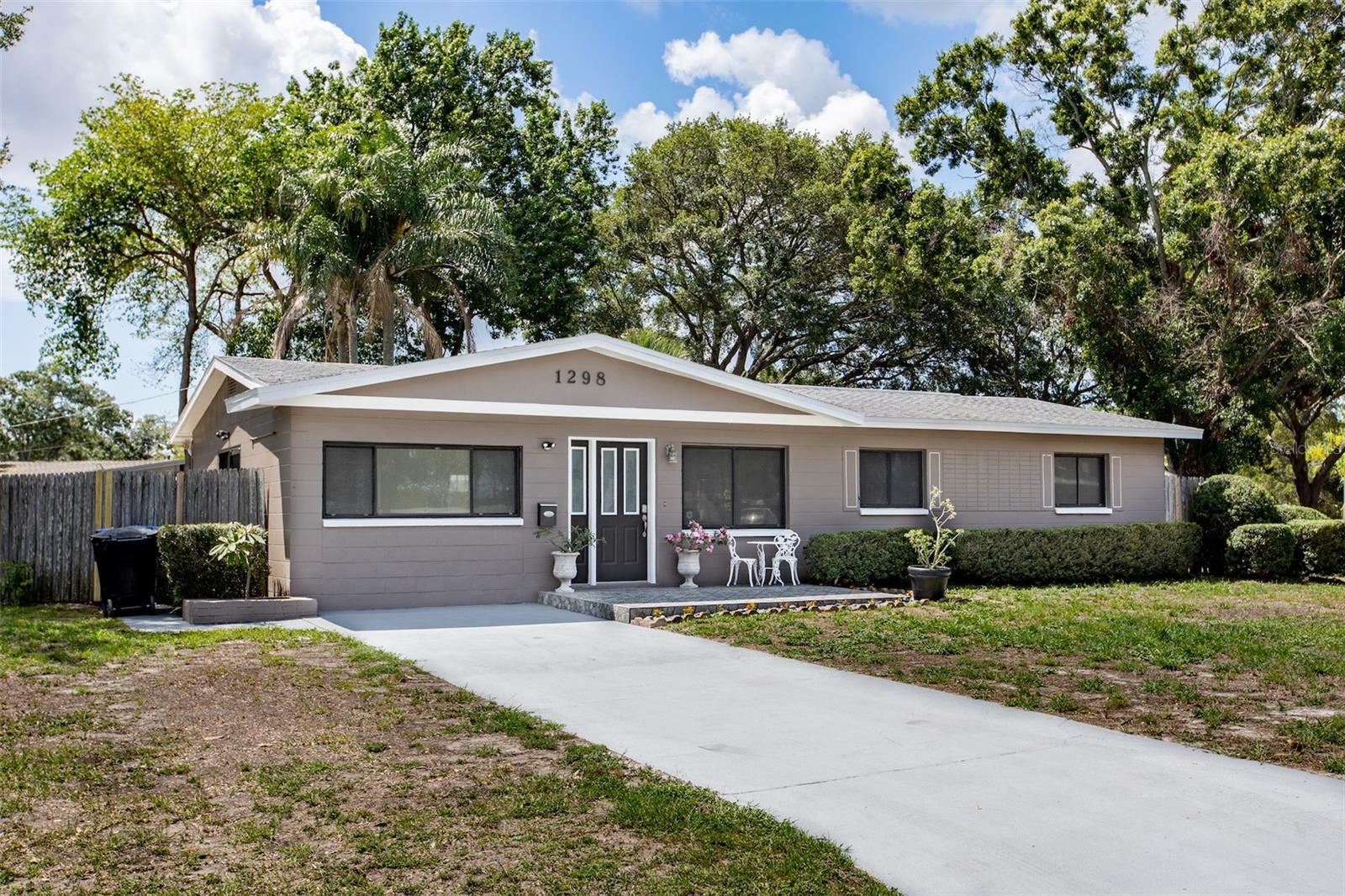 Property Photo:  1298 61st Avenue N  FL 33703 