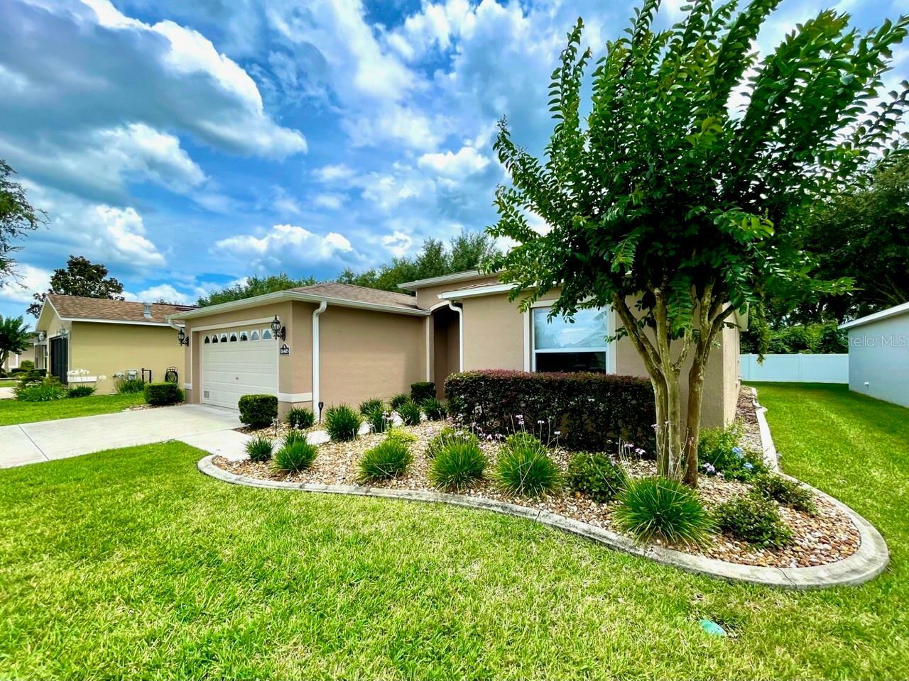 Property Photo:  16405 SW 14th Avenue Road  FL 34473 