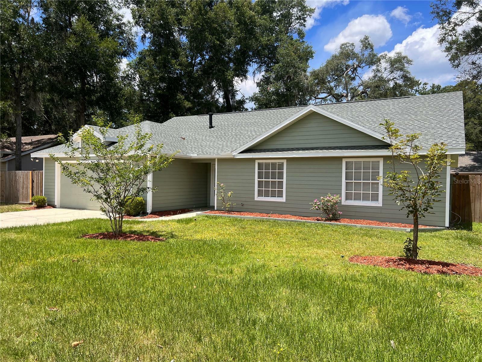 Property Photo:  4128 NW 59th Avenue  FL 32653 