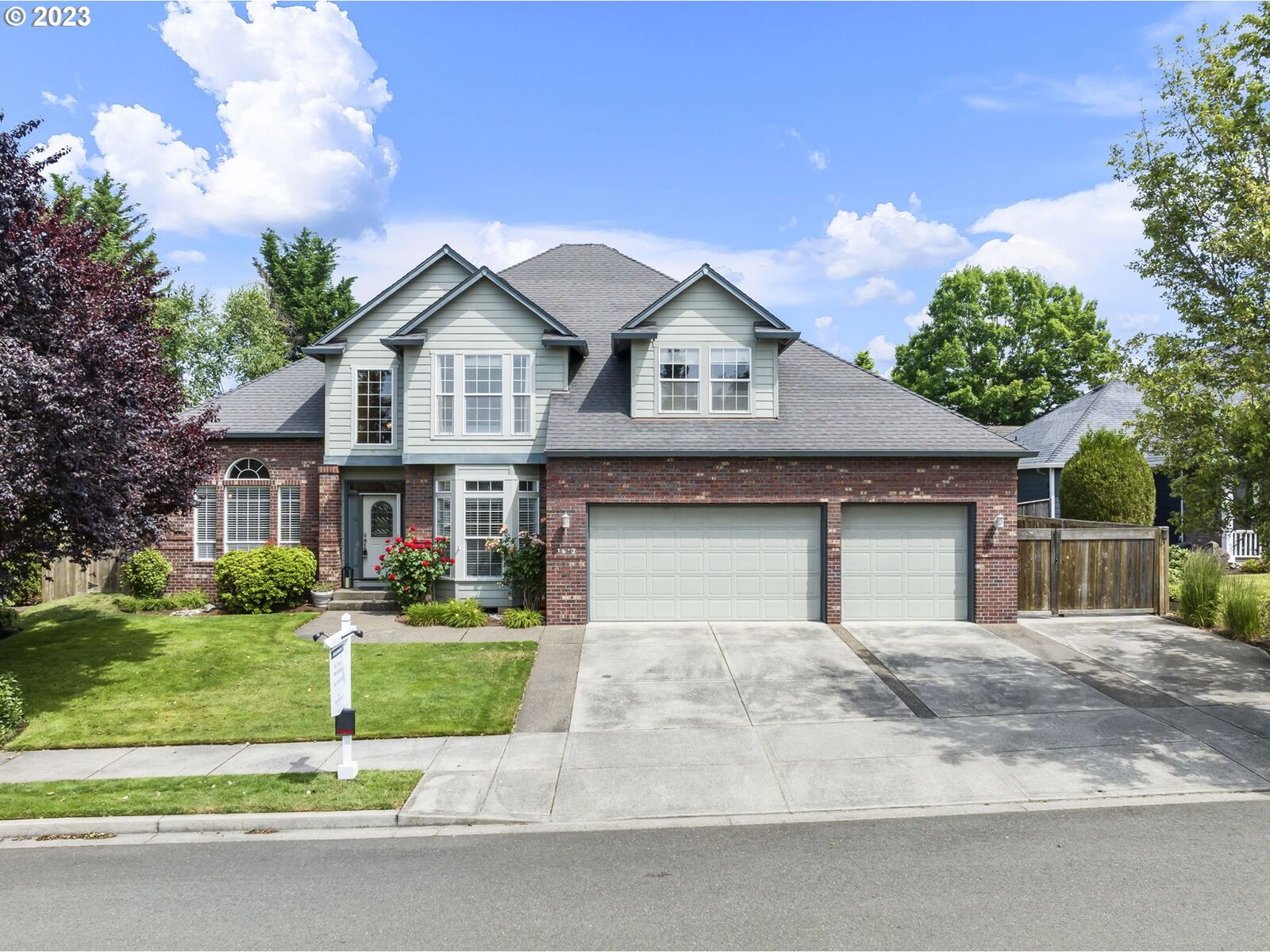 Property Photo:  1612 NW 86th St  WA 98665 