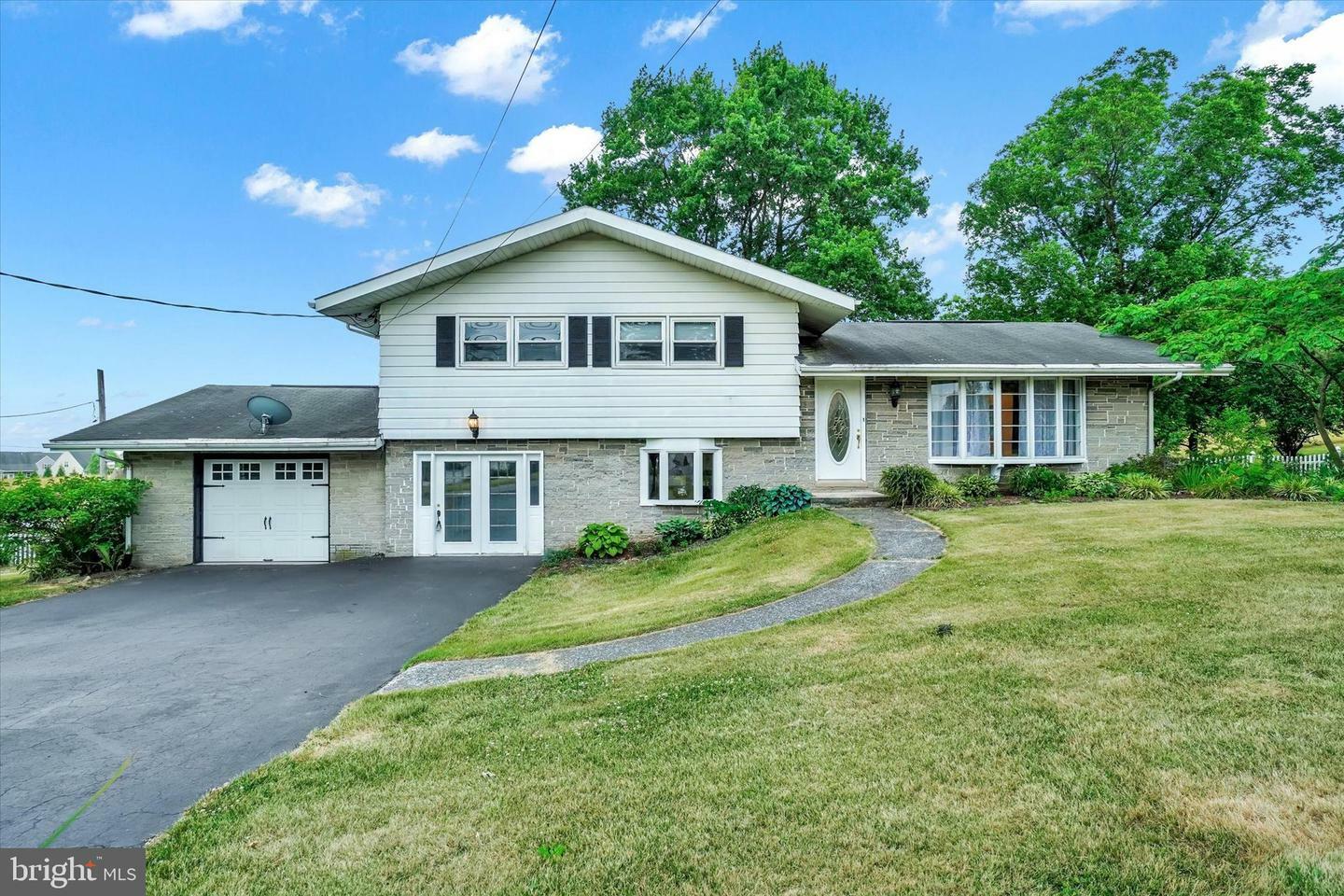 Property Photo:  750 Copenhaffer Road  PA 17404 