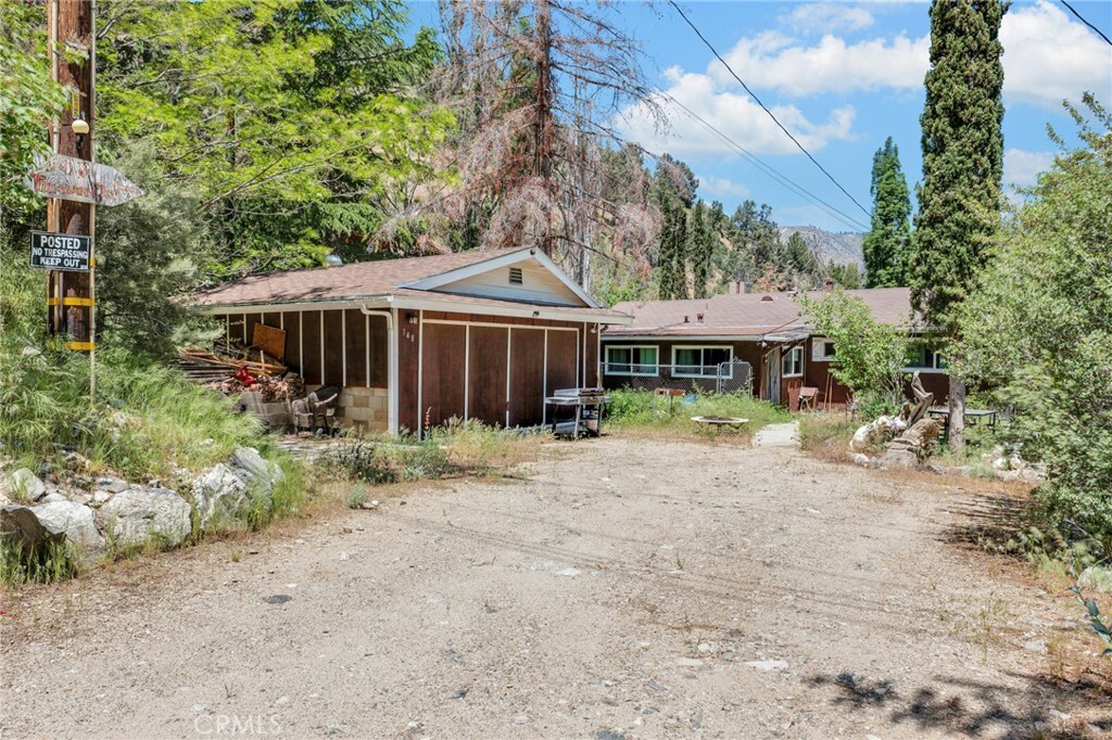 Property Photo:  148 Truman Drive  CA 93225 