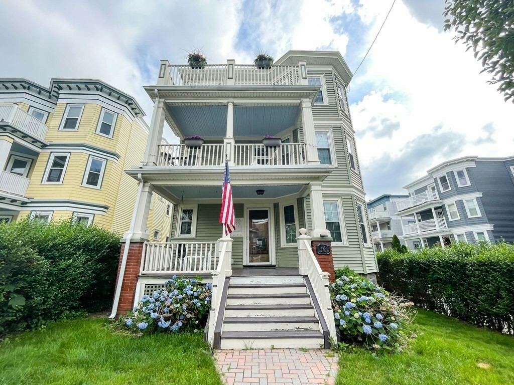 Property Photo:  183 Savin Hill Avenue 1  MA 02125 