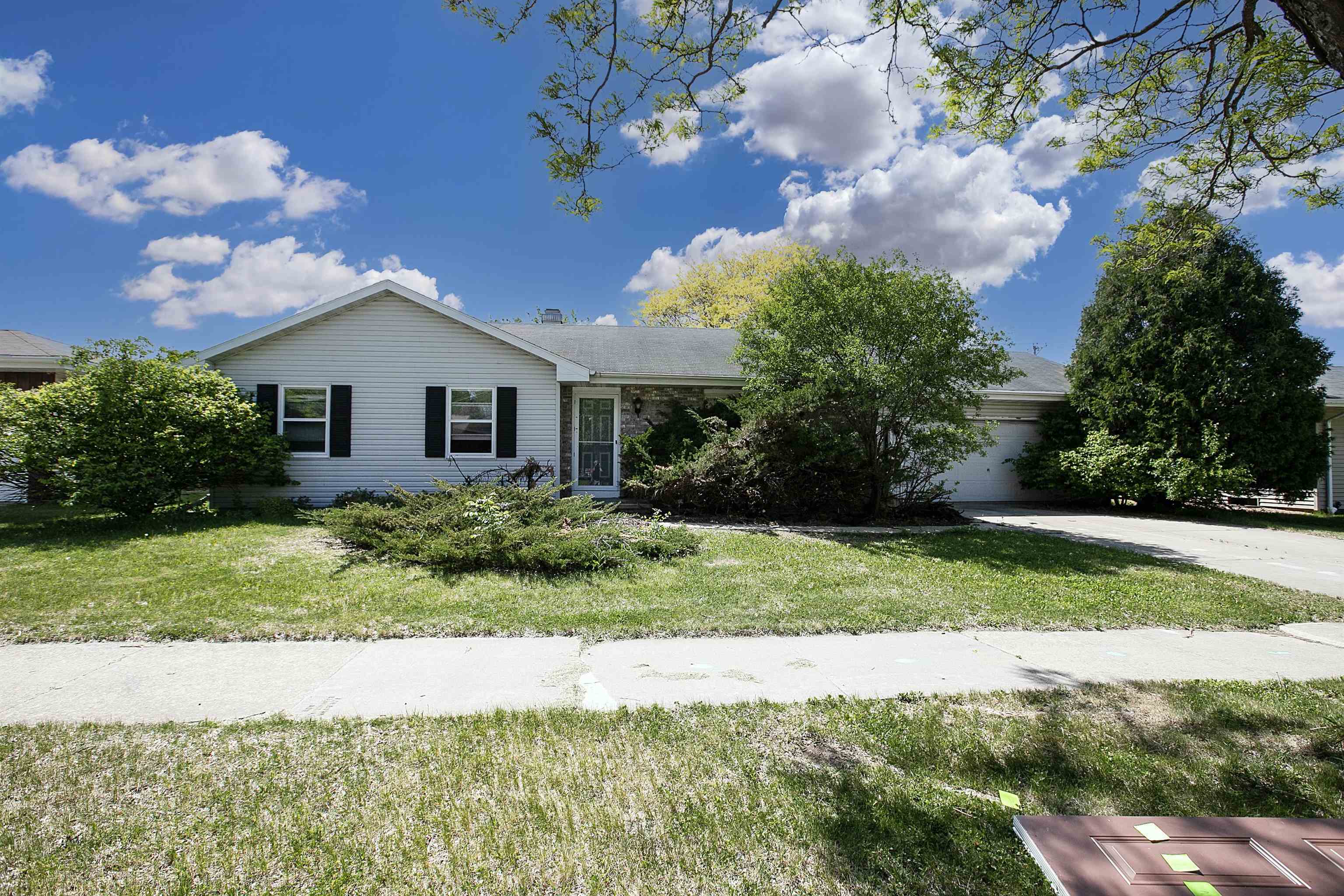 Property Photo:  2531 S Jason Drive  WI 54915-4440 