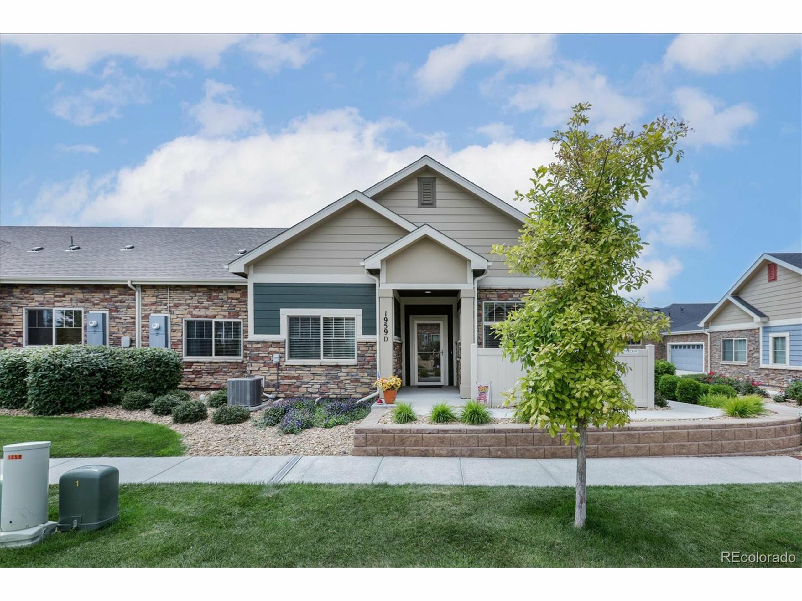 Property Photo: 1959 S Flanders Way D CO 80013