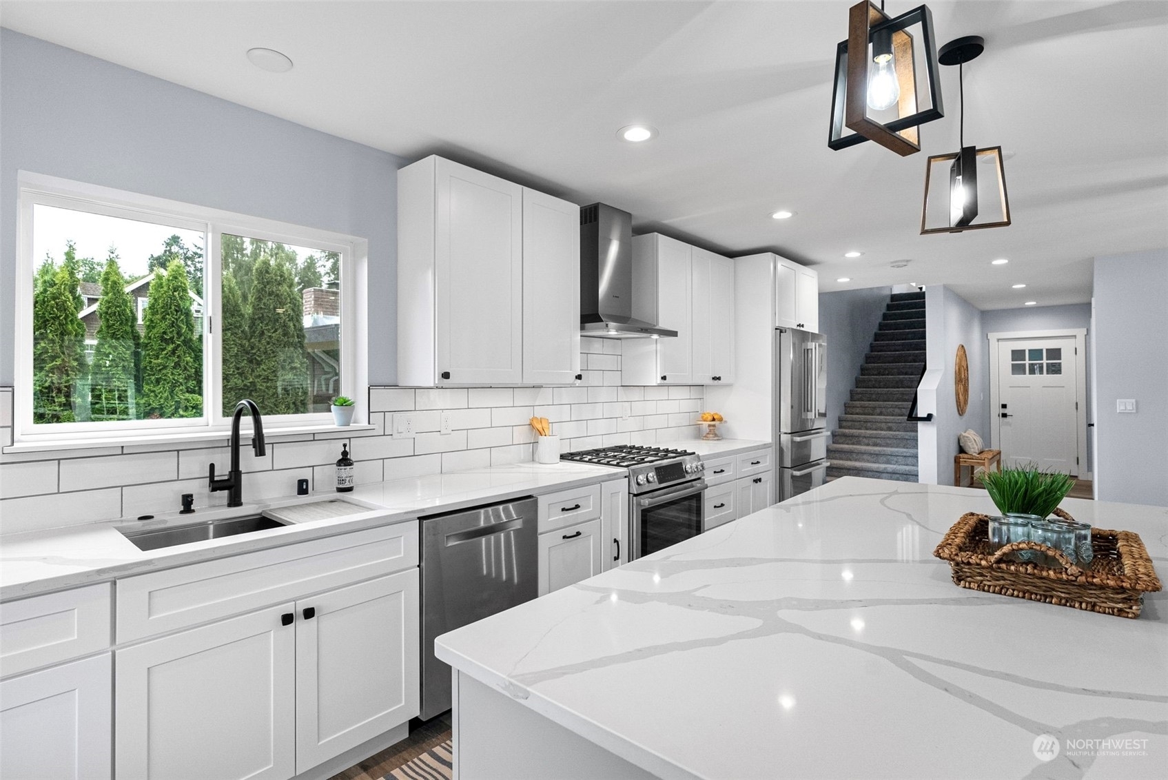 Property Photo:  8204 Stinson Avenue  WA 98332 
