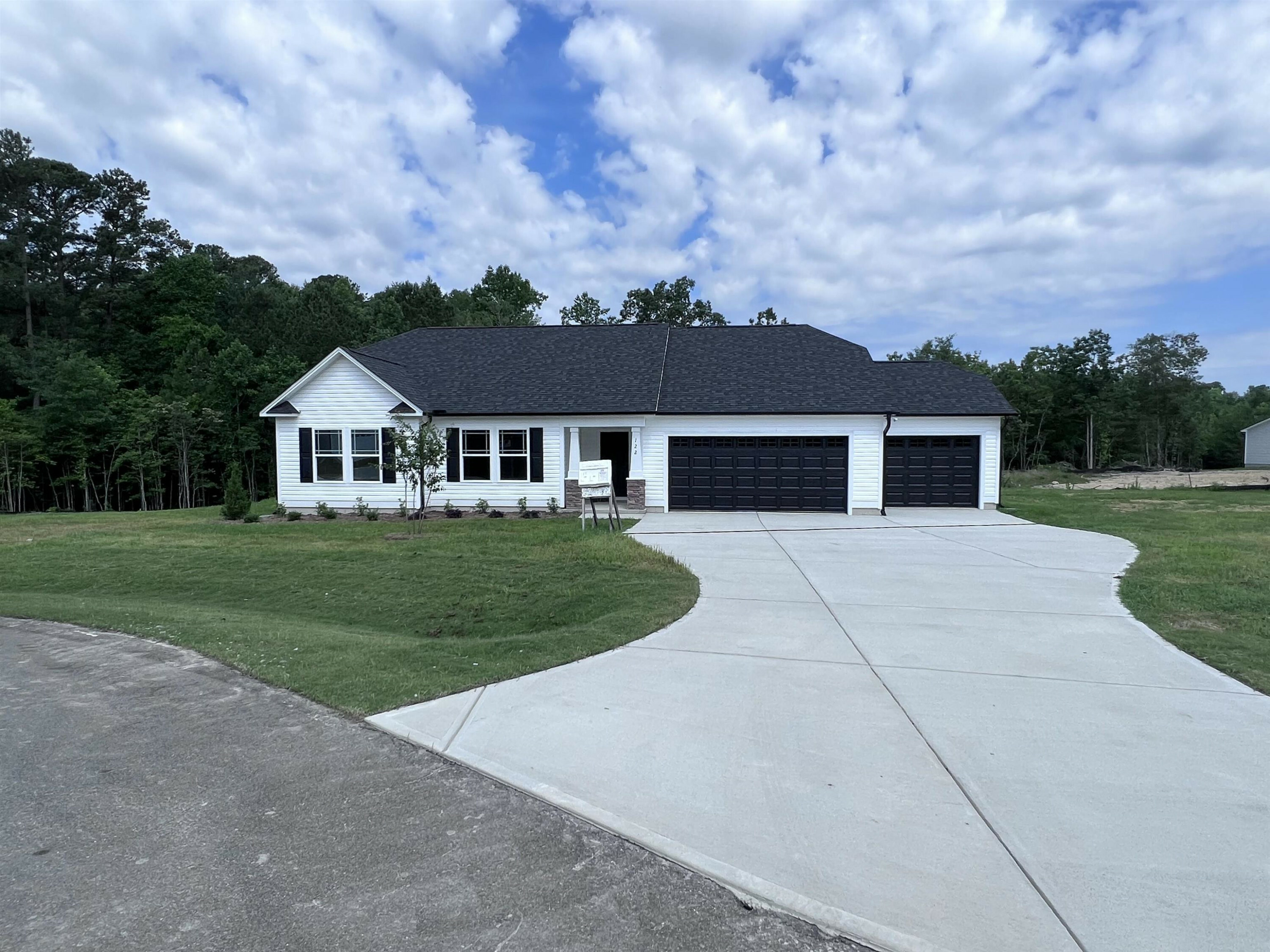 Property Photo:  122 Apple Grove Lane  NC 27524 