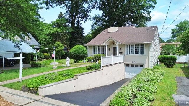 23 Kathryn Place  Bergenfield NJ 07621 photo