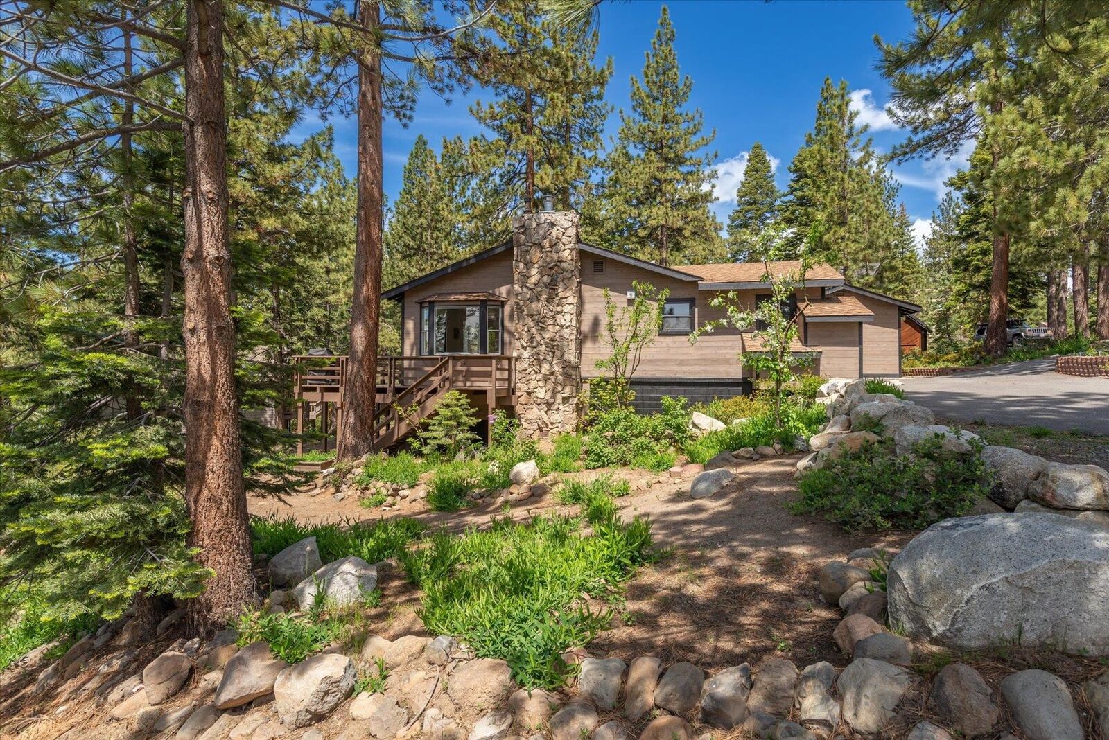 Property Photo:  133 Mammoth Drive  CA 96145 