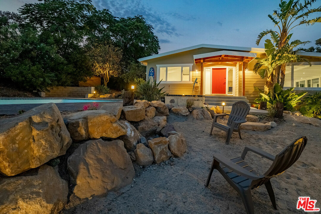 Property Photo:  28875   Selfridge Dr  CA 90265 