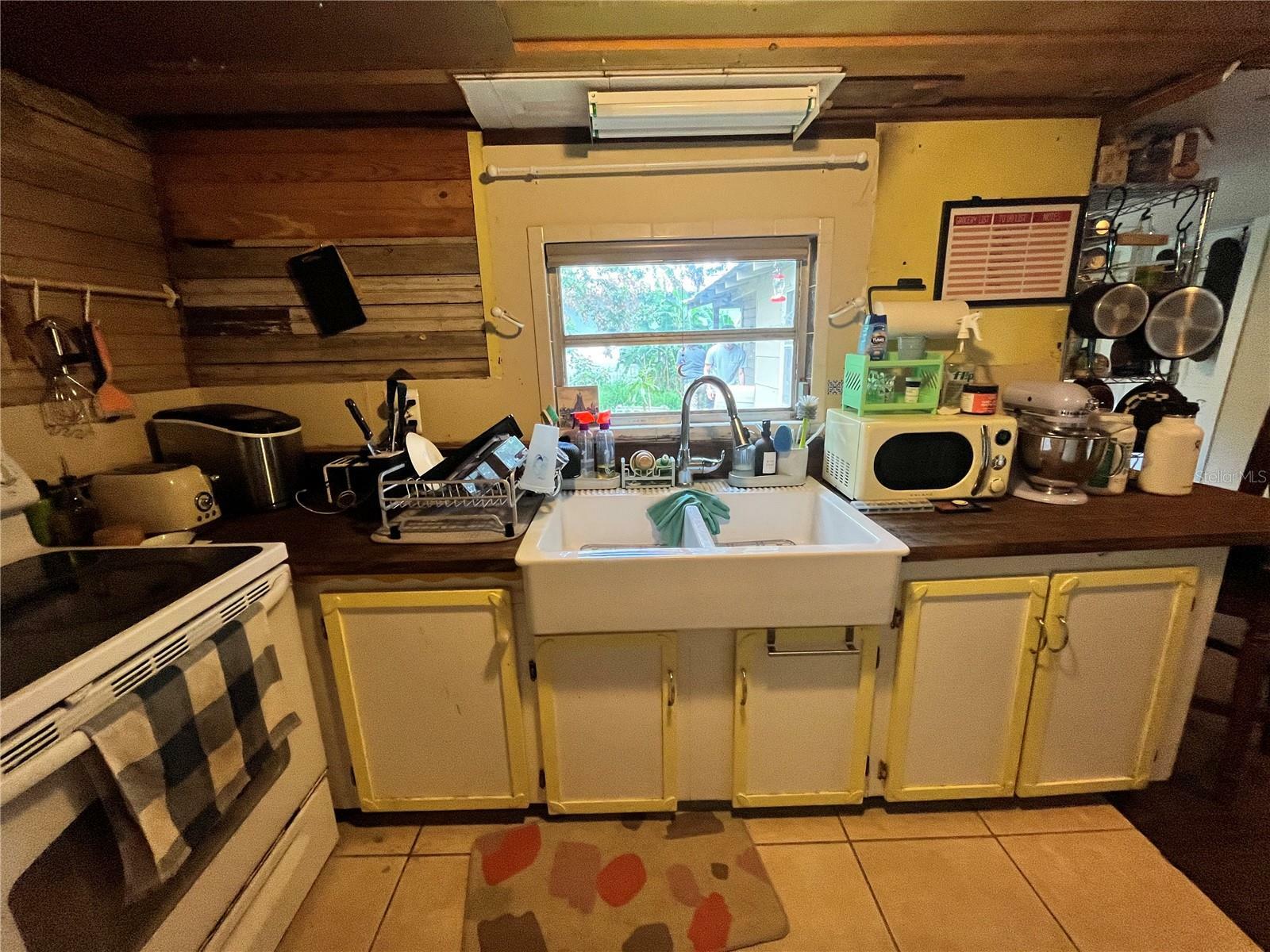 Property Photo:  402 SW 1st Ave  FL 33860 