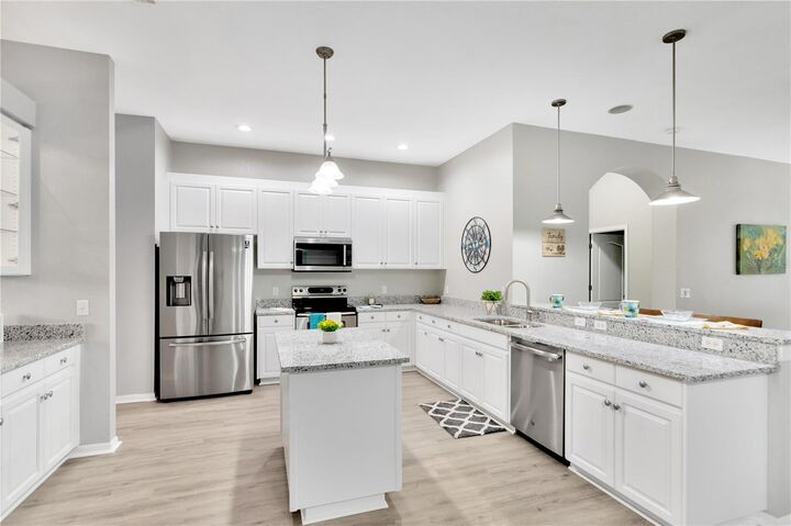 Property Photo:  9621 Wydella Street  FL 33569 