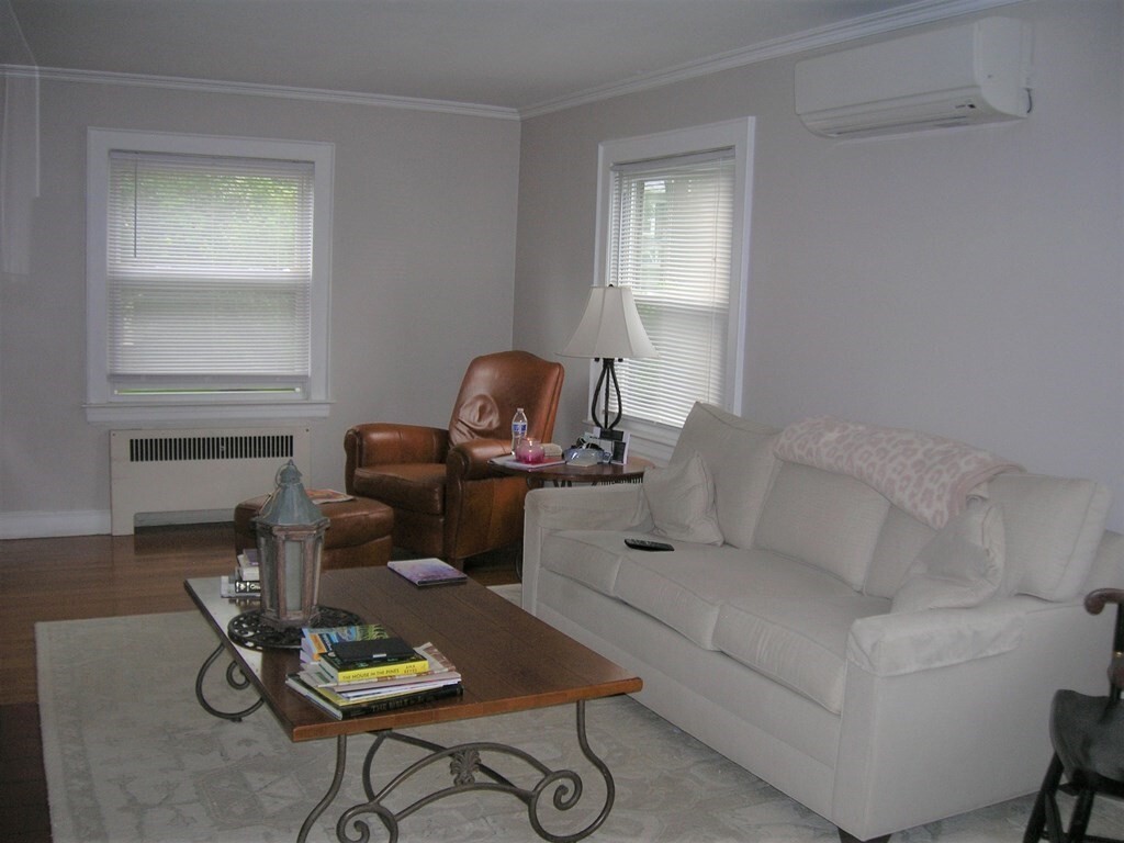 Property Photo:  81 Farnham Street  MA 02478 