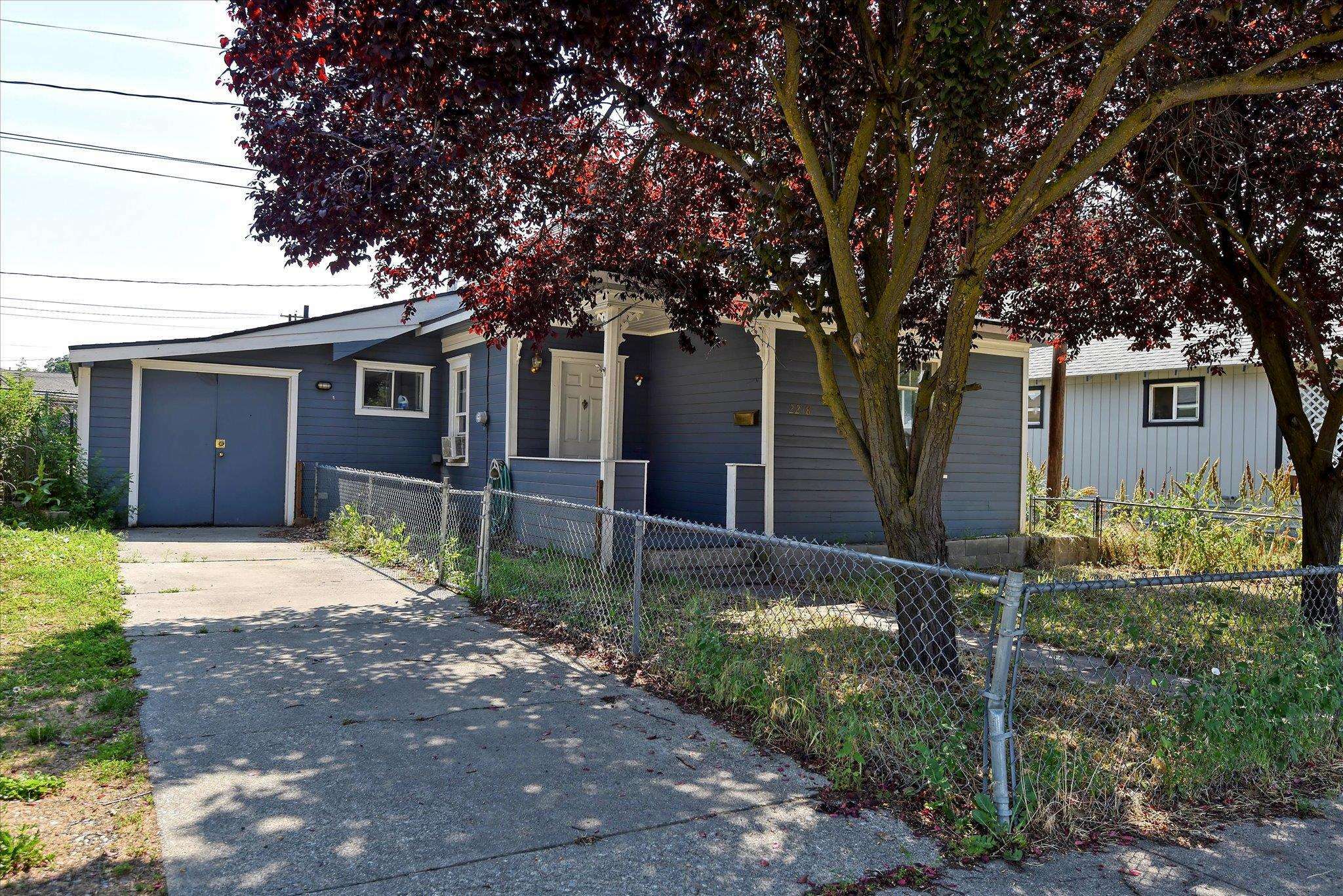 Property Photo: 2218 N Wall St WA 99208