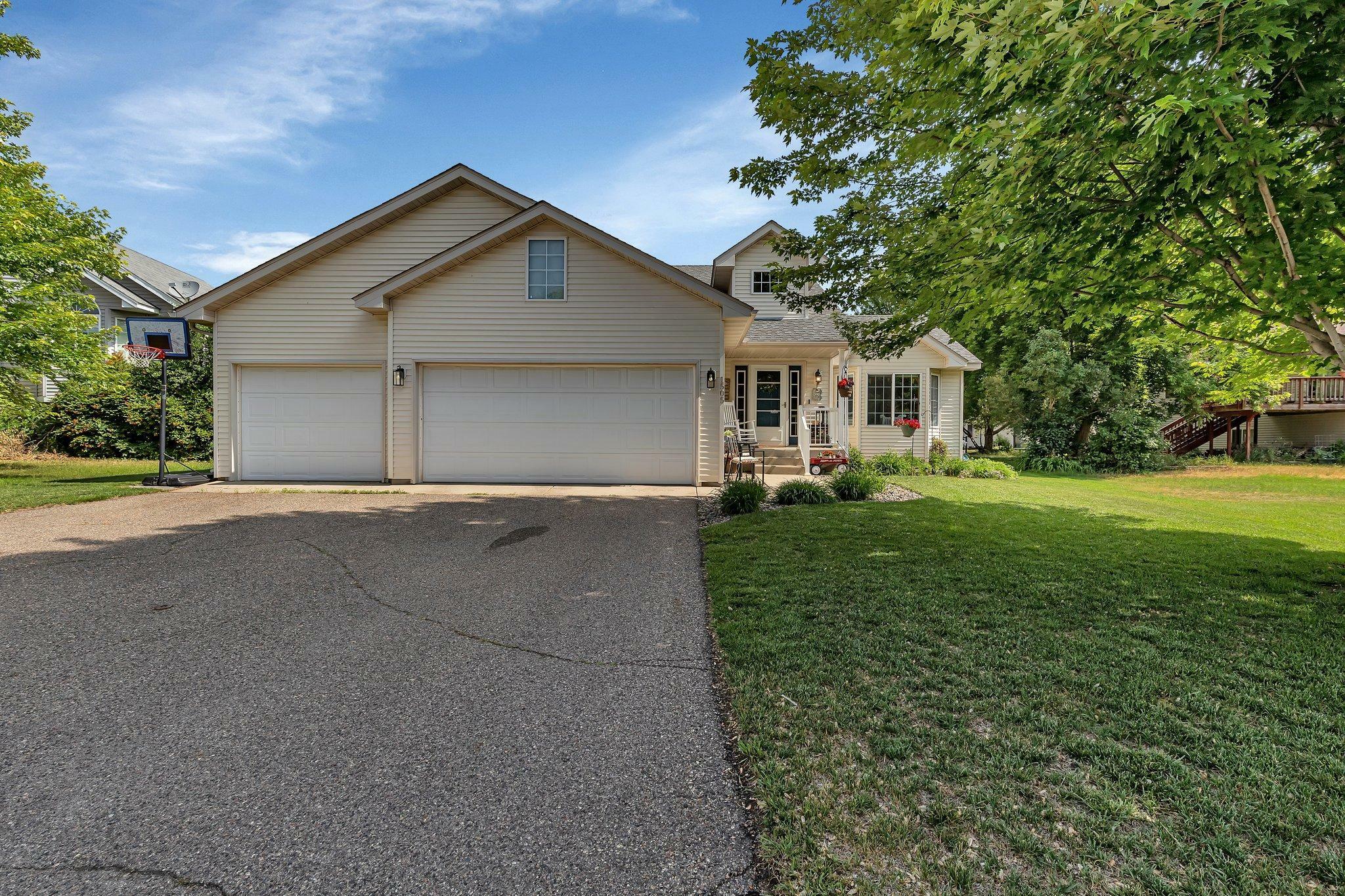 Property Photo:  1505 Camden Woods Terrace  MN 56301 