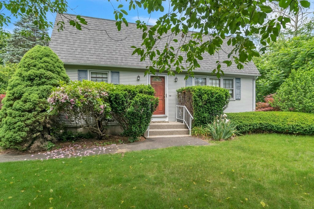 Property Photo: 18 Livingstone Ave MA 01085