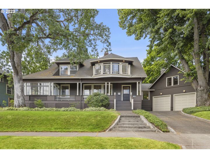 911 Oak St  Hood River OR 97031 photo