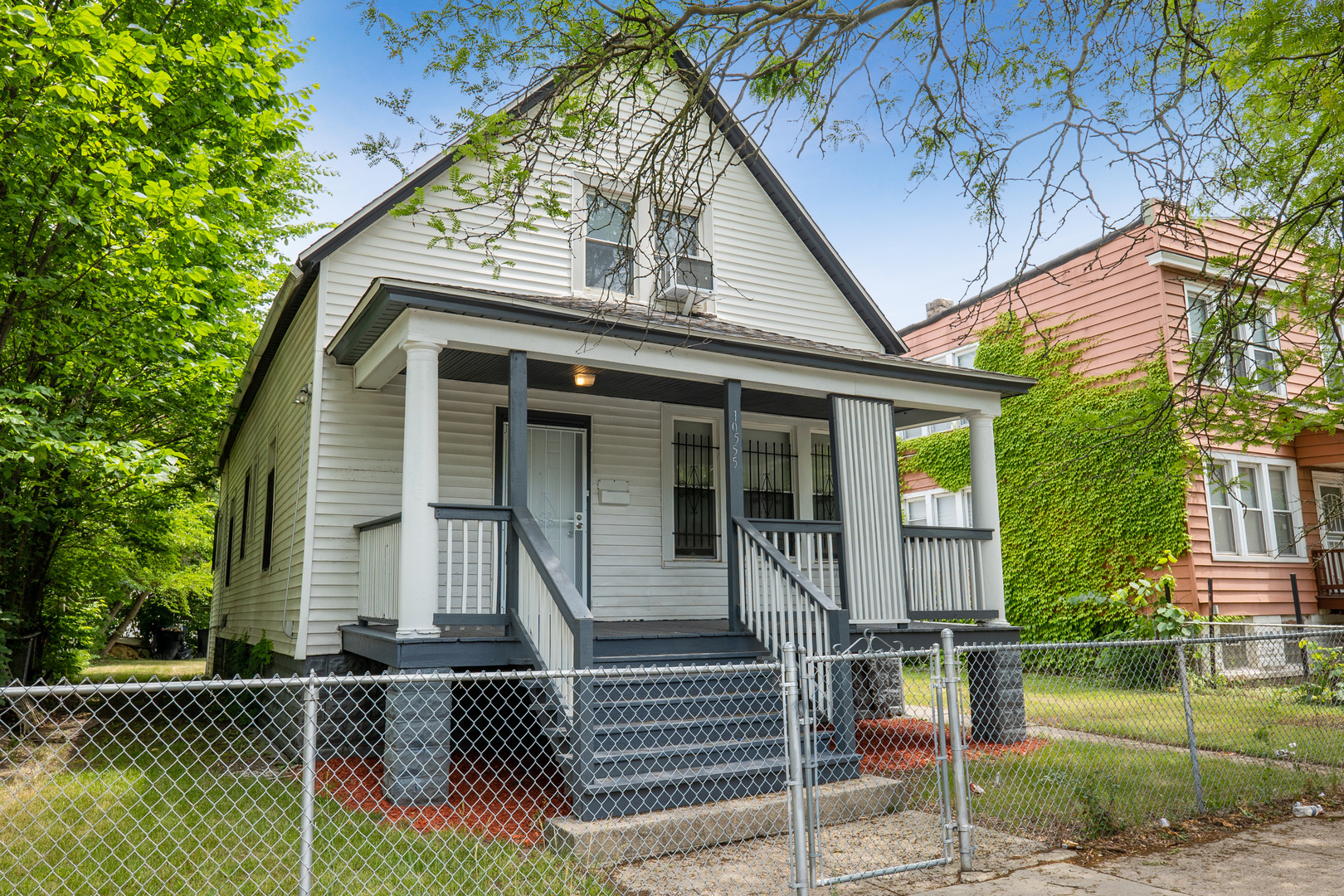 Property Photo:  10555 S State Street  IL 60628 