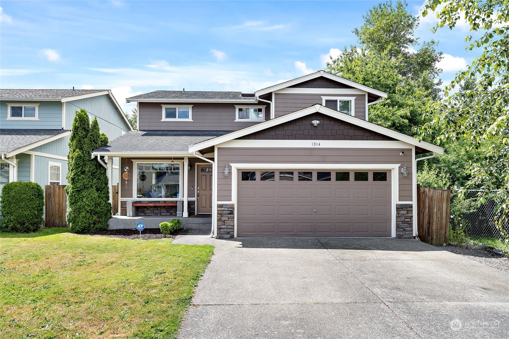 Property Photo:  1314 E 58th Street  WA 98404 