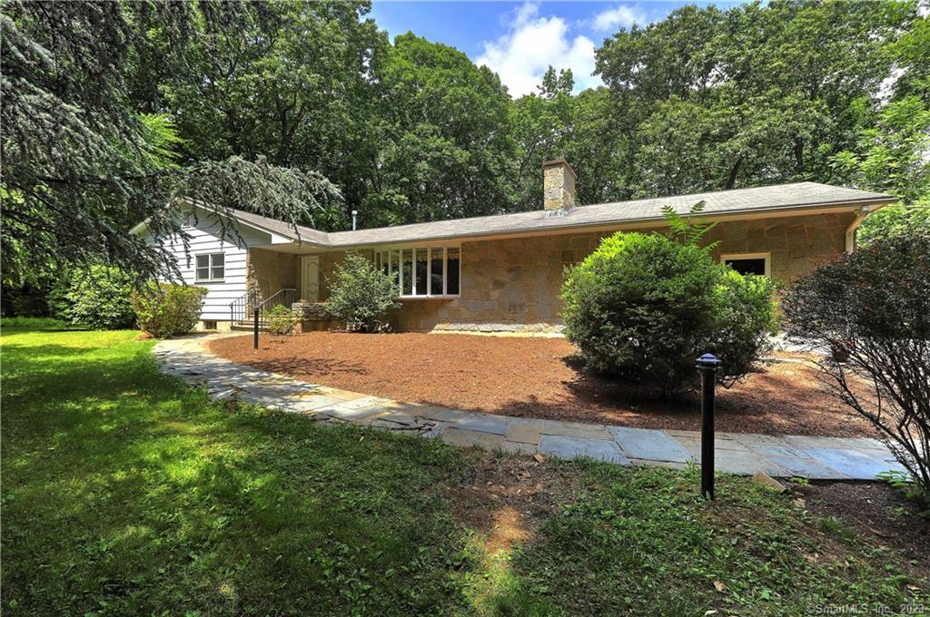 Property Photo: 972 Garden Road CT 06477