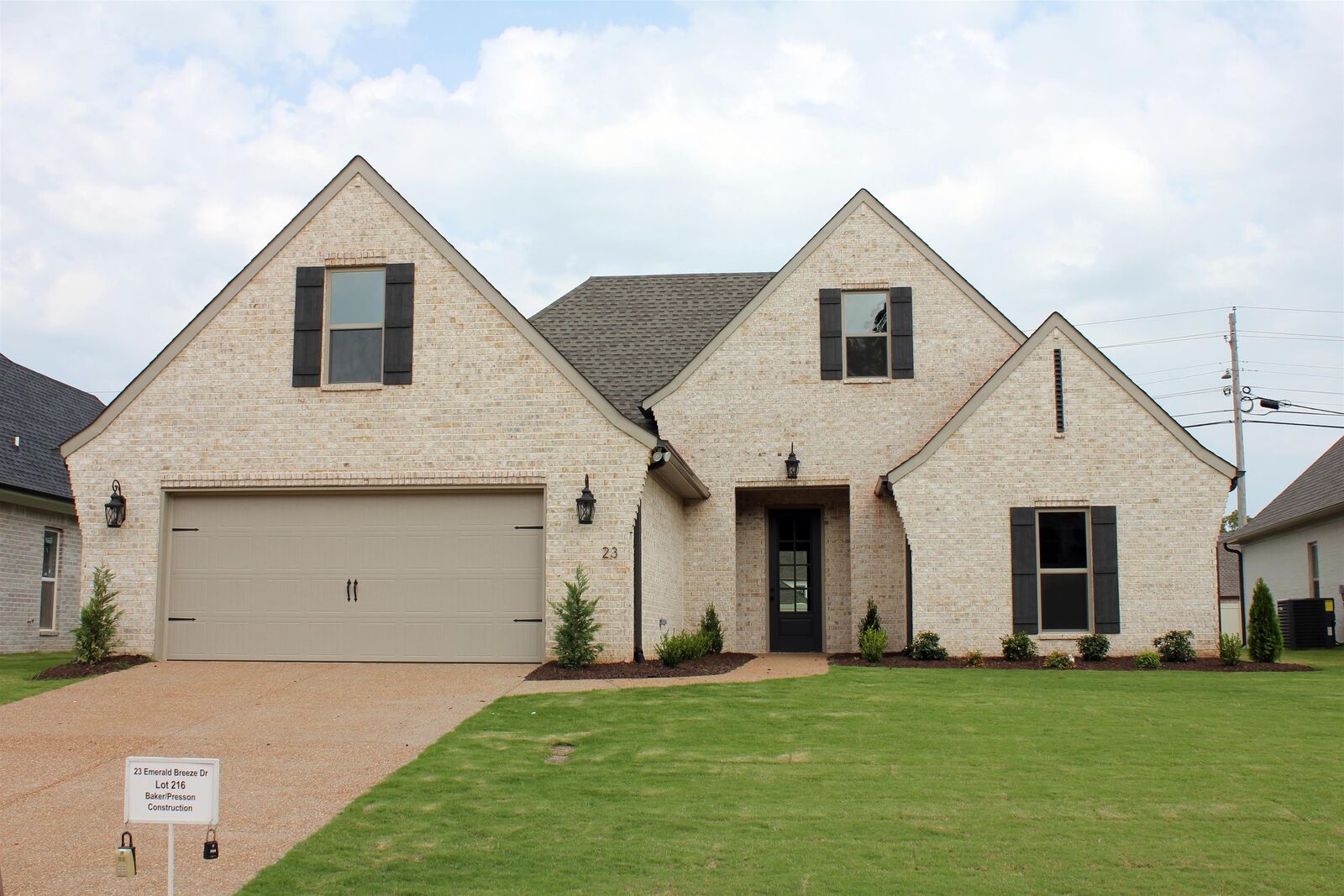 Property Photo: 23 Emerald Breeze Drive TN 38305