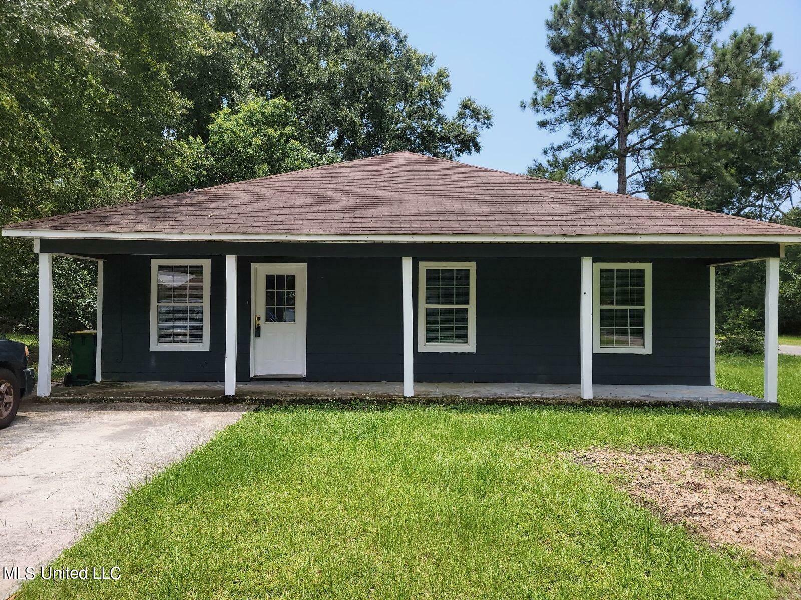 Property Photo:  3800 Jeffery Road  MS 39563 