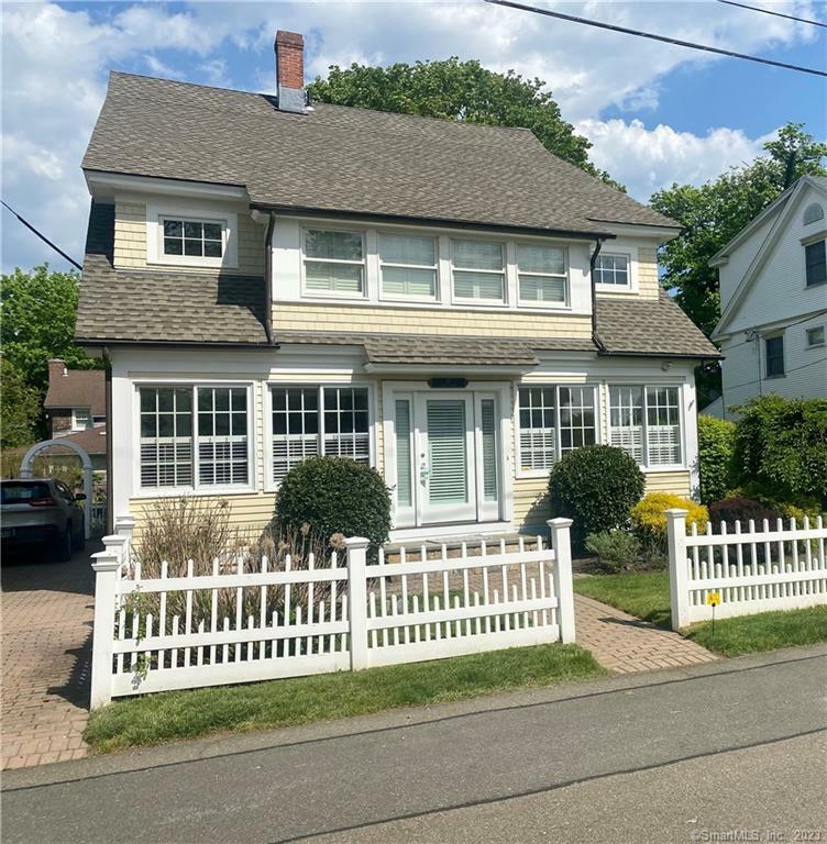 Property Photo: 37 Grove Avenue CT 06443