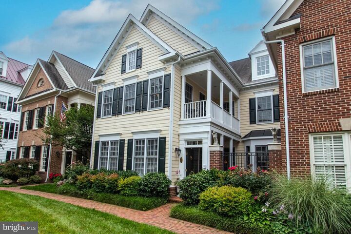 324 S Fayette Street S  Alexandria VA 22314 photo