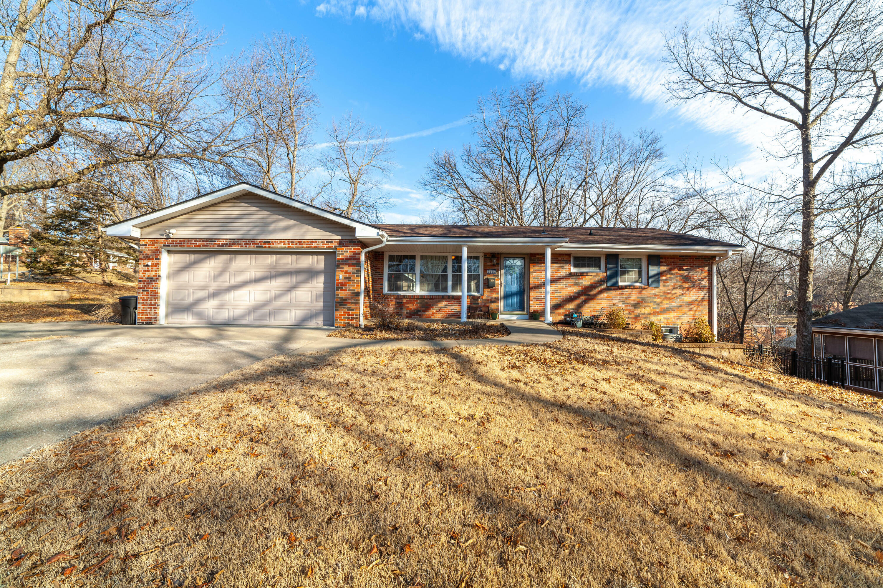 Property Photo:  1513 W Rollins Rd  MO 65203 