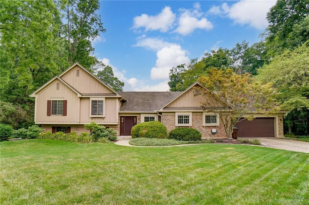 Property Photo:  10117 Simms Station Road  OH 45458 