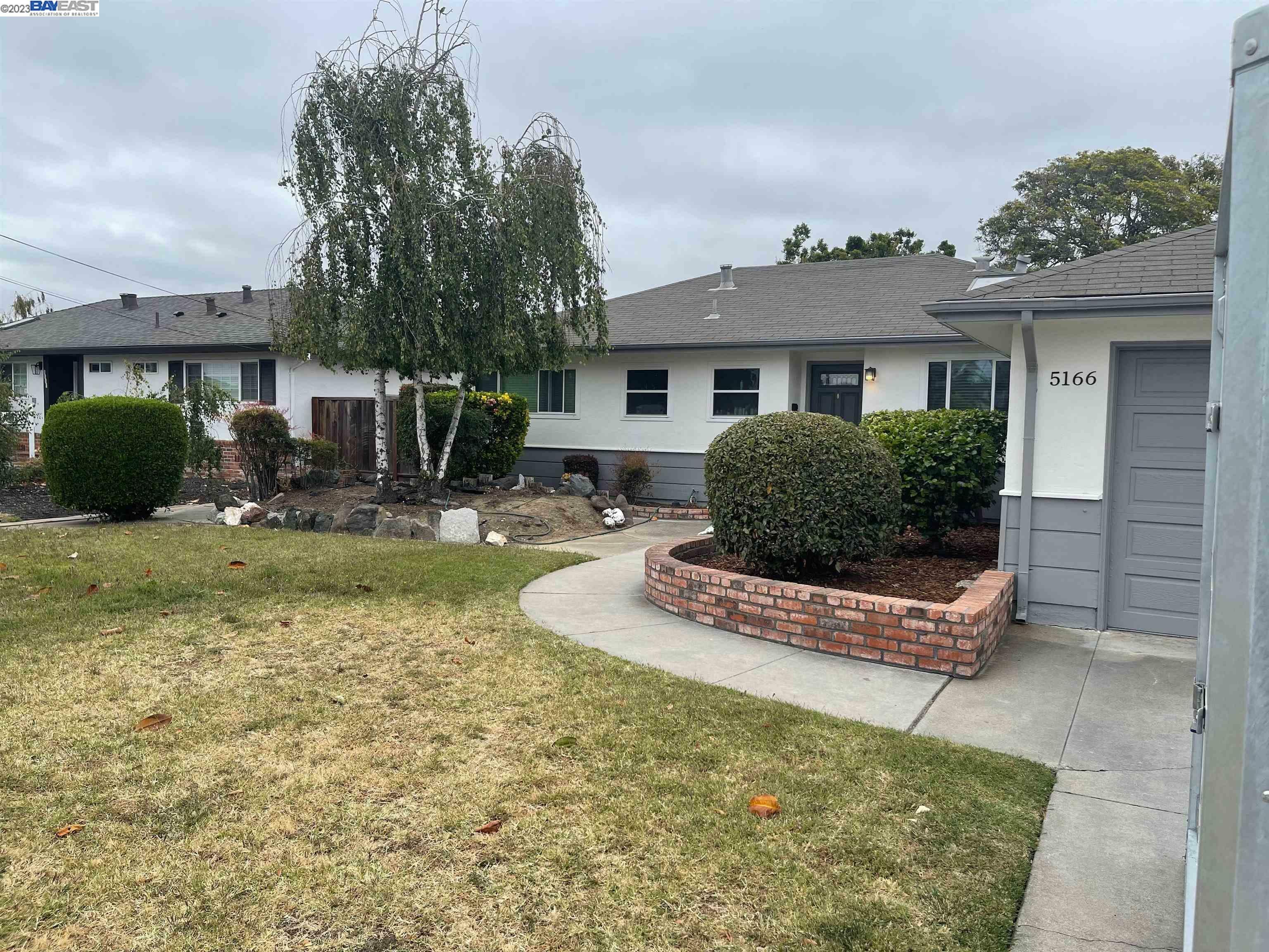 Property Photo: 5166 Keystone Dr CA 94536