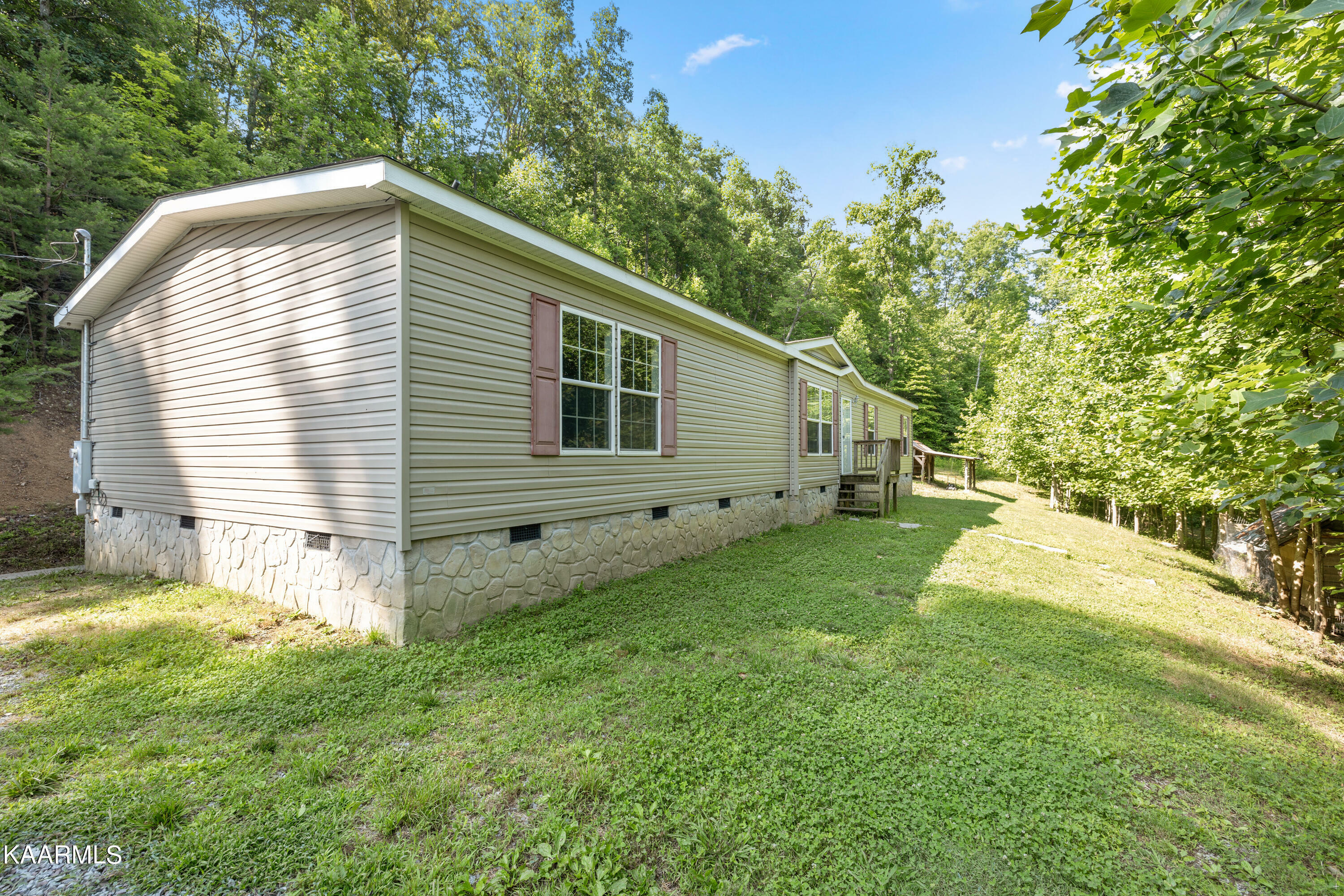 Property Photo:  270 Lone Mountain Rd  TN 37705 