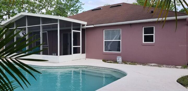 Property Photo: 14065 Saint Leo Court FL 32826