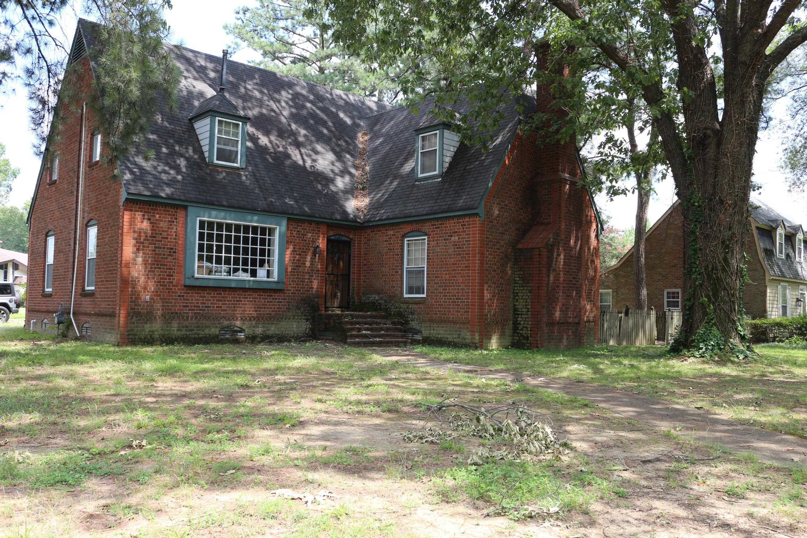 Property Photo:  3222 Clarke Rd  TN 38115 