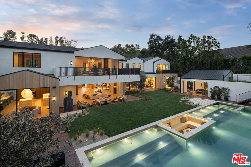 Property Photo: 16036 Woodvale Road CA 91436