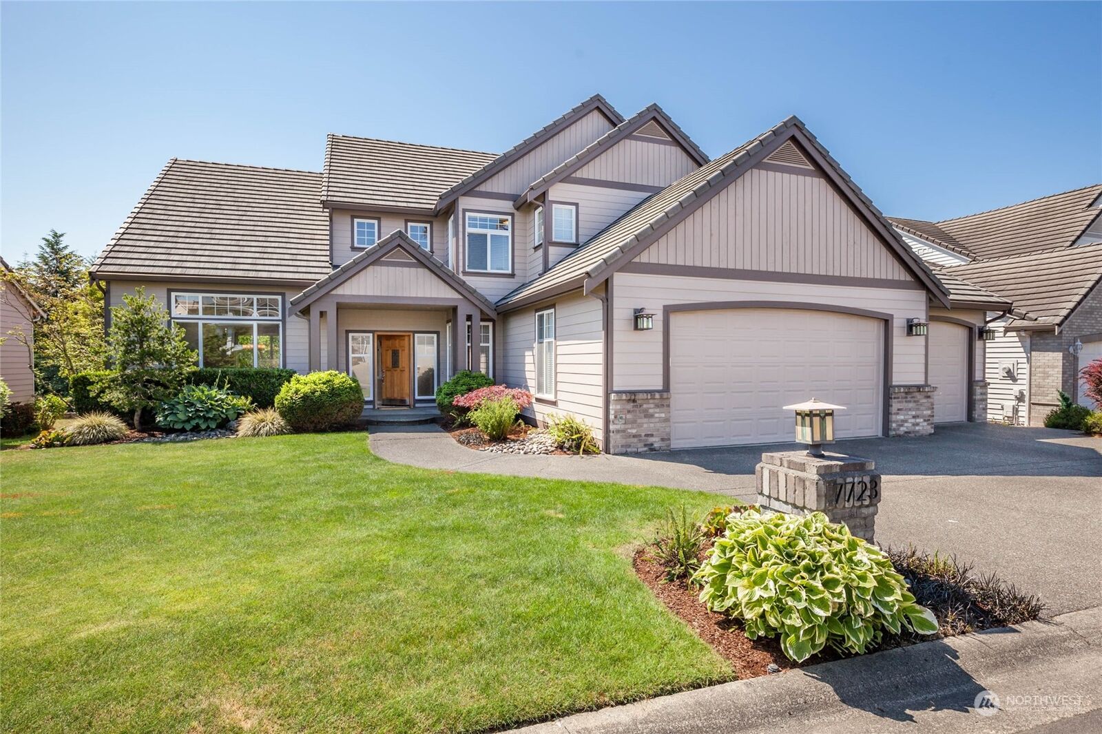 Property Photo: 17723 92nd Avenue E WA 98375