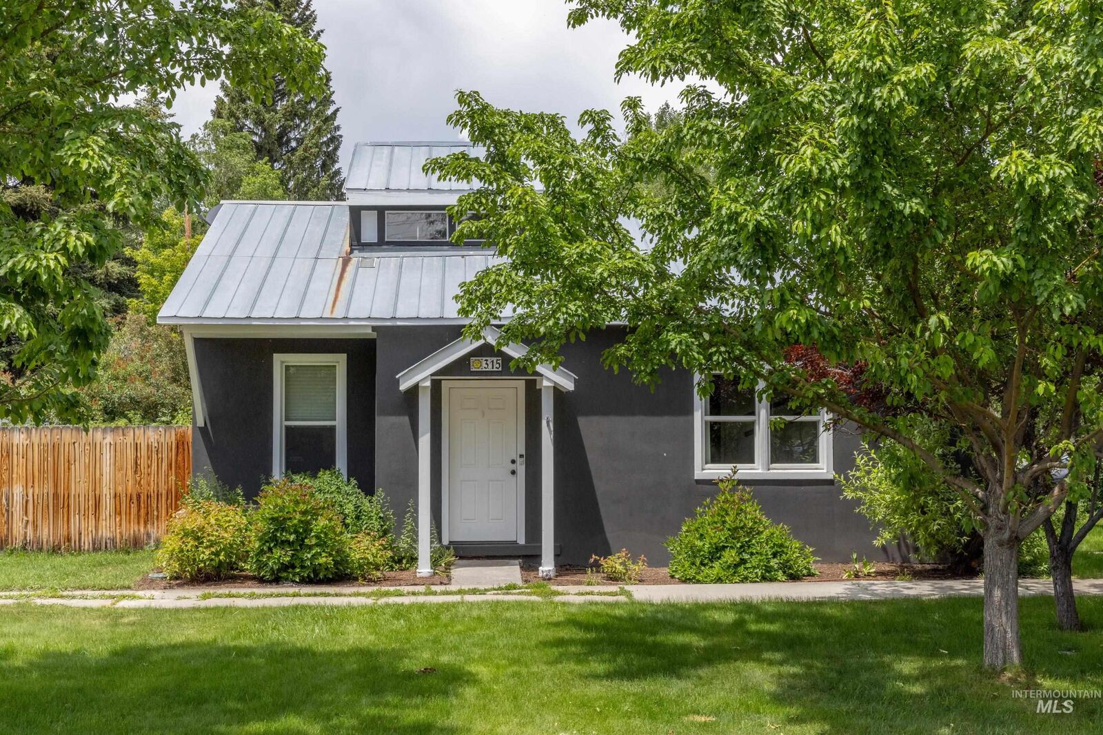 Property Photo: 315 E Carbonate ID 83333