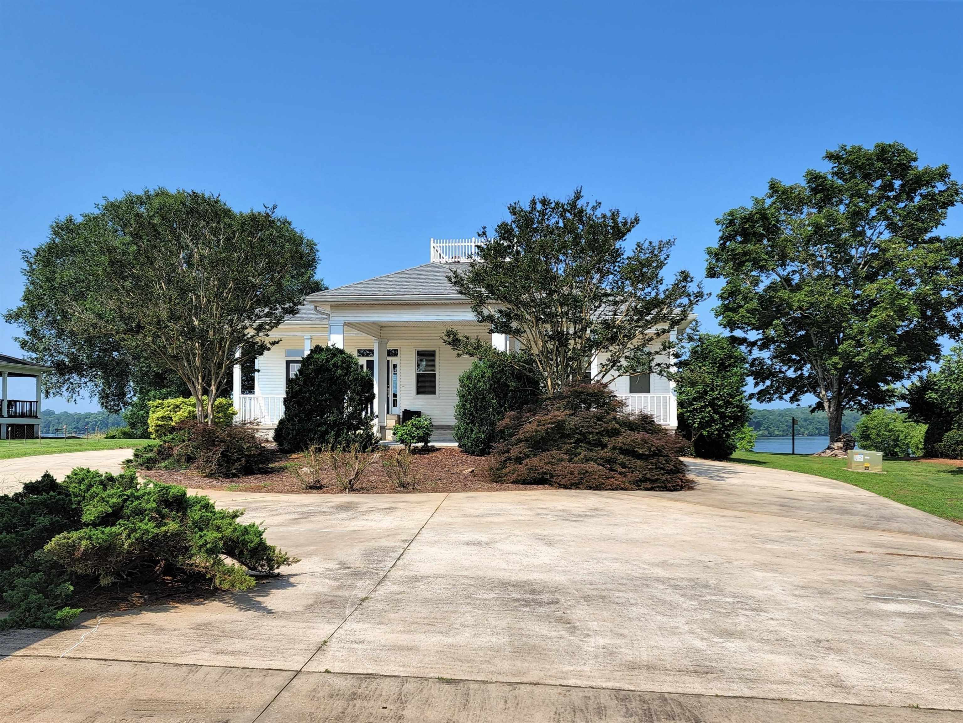 Property Photo: 1511 Oconee Heights Drive GA 30642