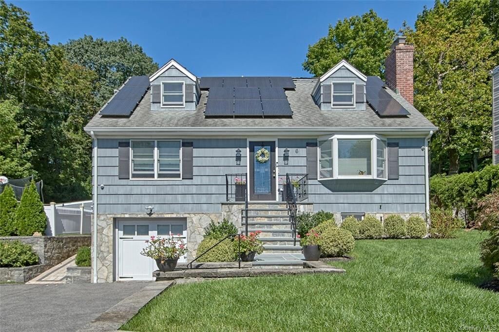 Property Photo:  6 Harrison Street  NY 10604 