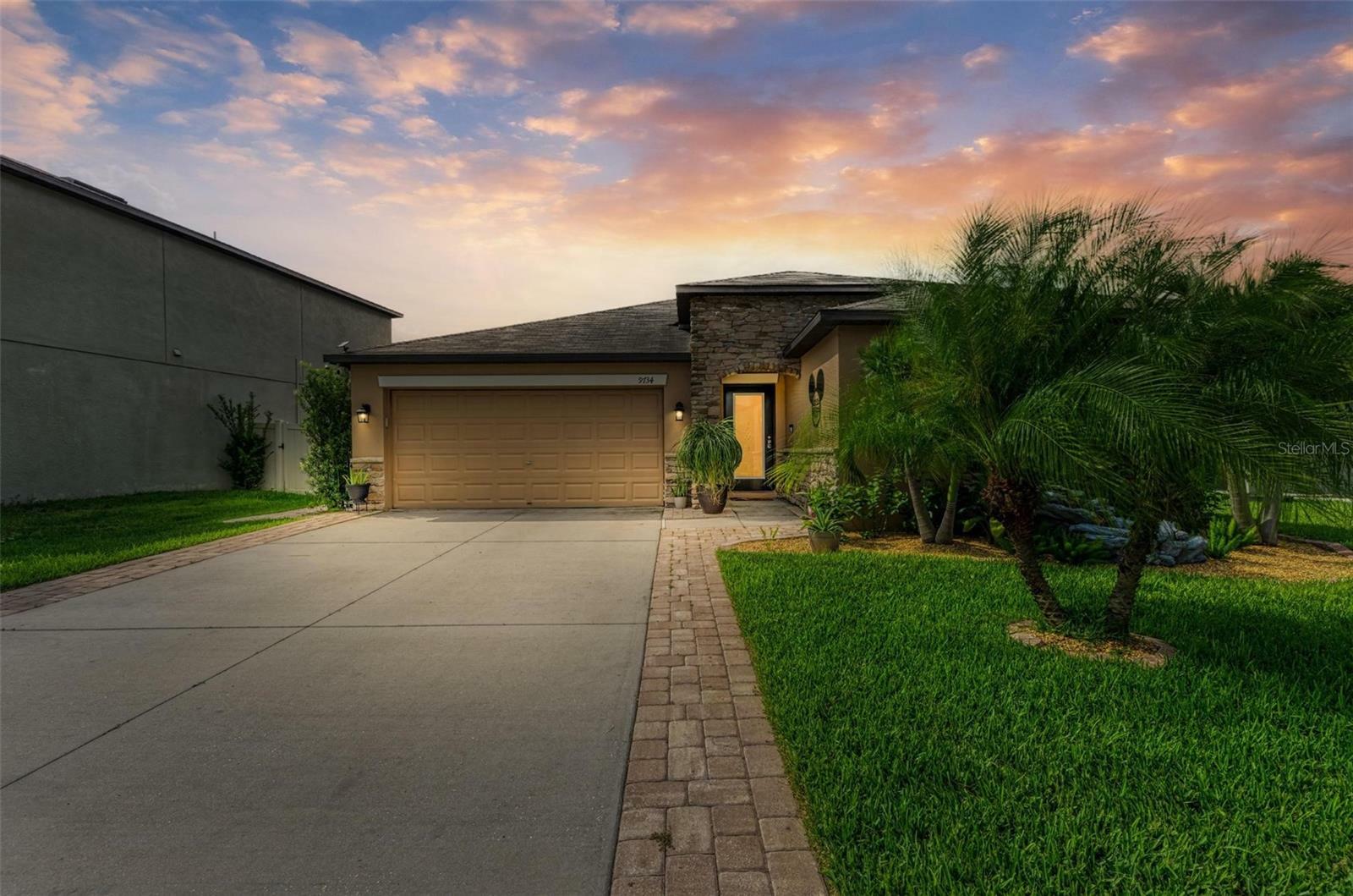 Property Photo:  9734 Sage Creek Drive  FL 33573 