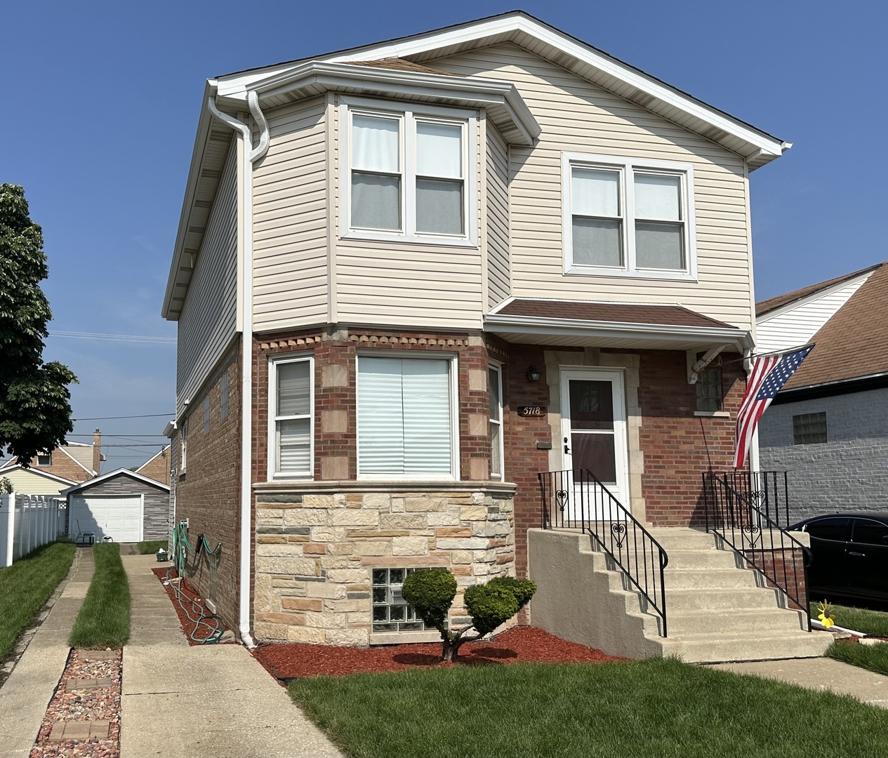 Property Photo:  5718 S Rutherford Avenue  IL 60638 