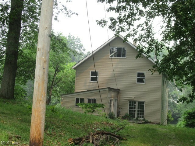 Property Photo:  905 & 1/2 Shadybrook Drive  OH 44312 