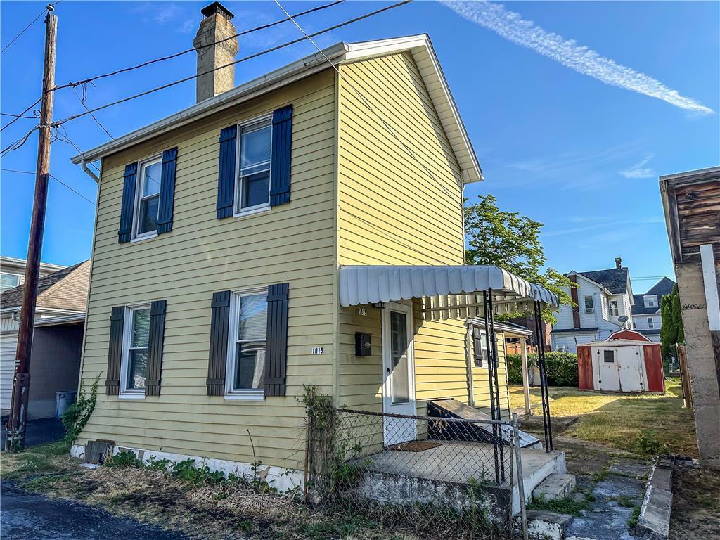 Property Photo:  1015 Crane Street  PA 18032 