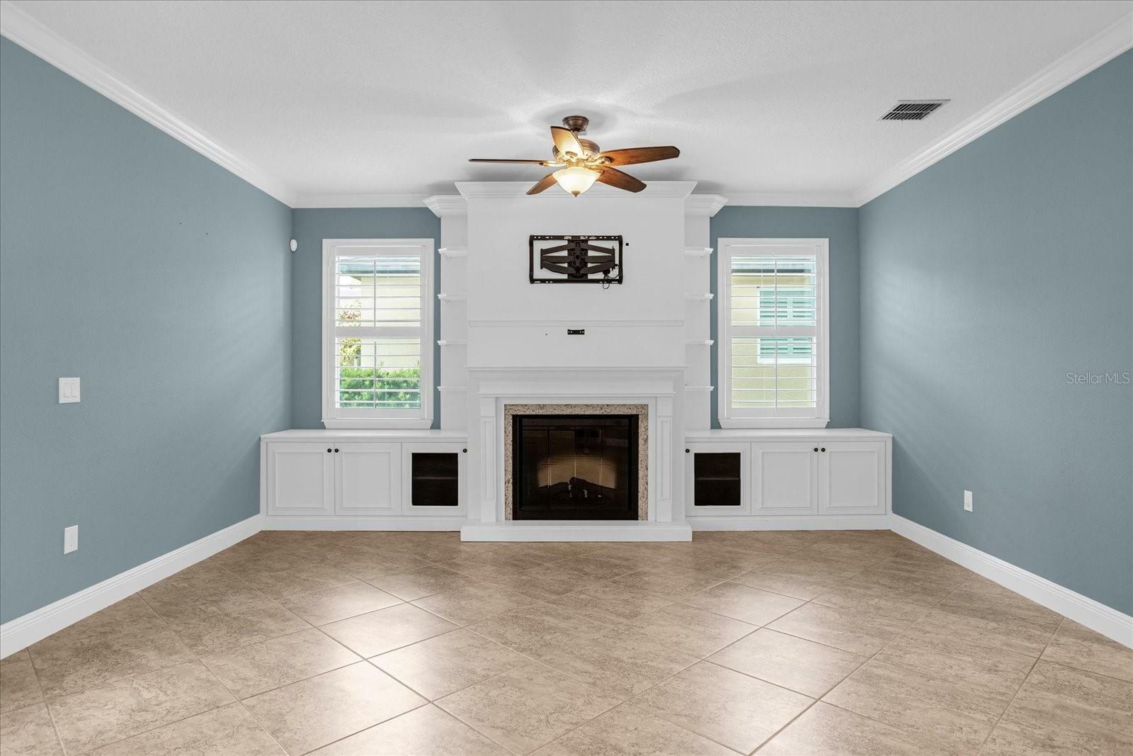 Property Photo: 409 Meadowridge Cove FL 32750