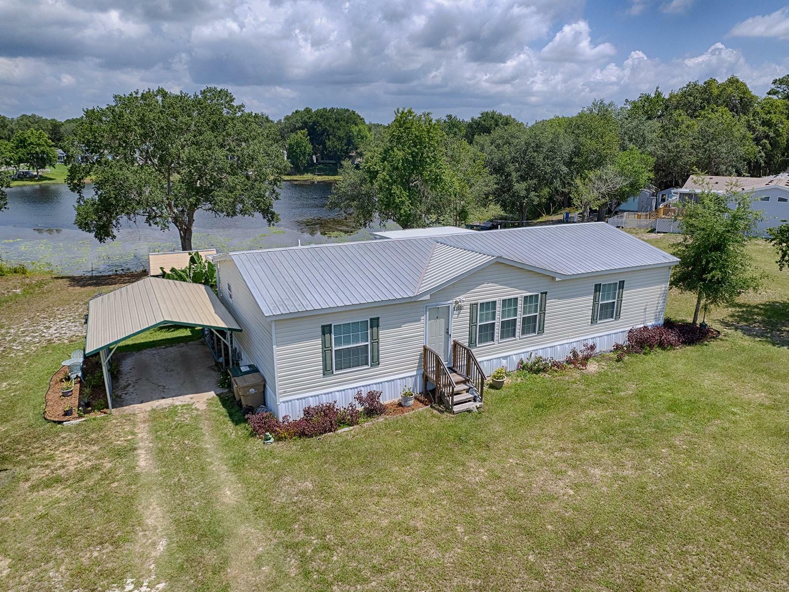 Property Photo:  33525 Linda Drive  FL 34788 